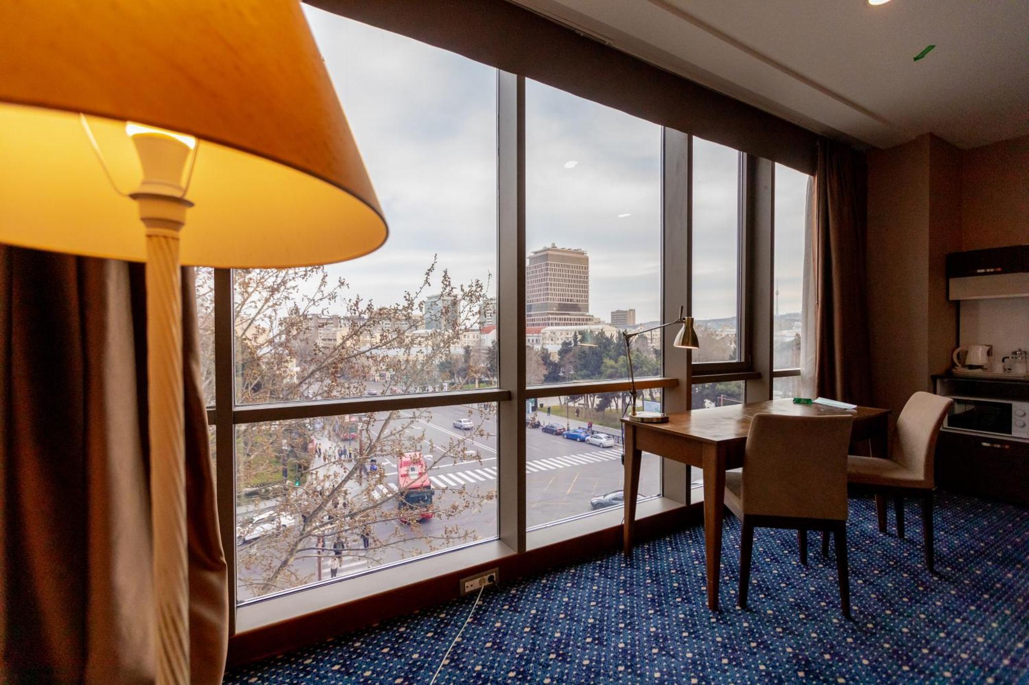 Parkside Hotel & Apartments Баку Экстерьер фото
