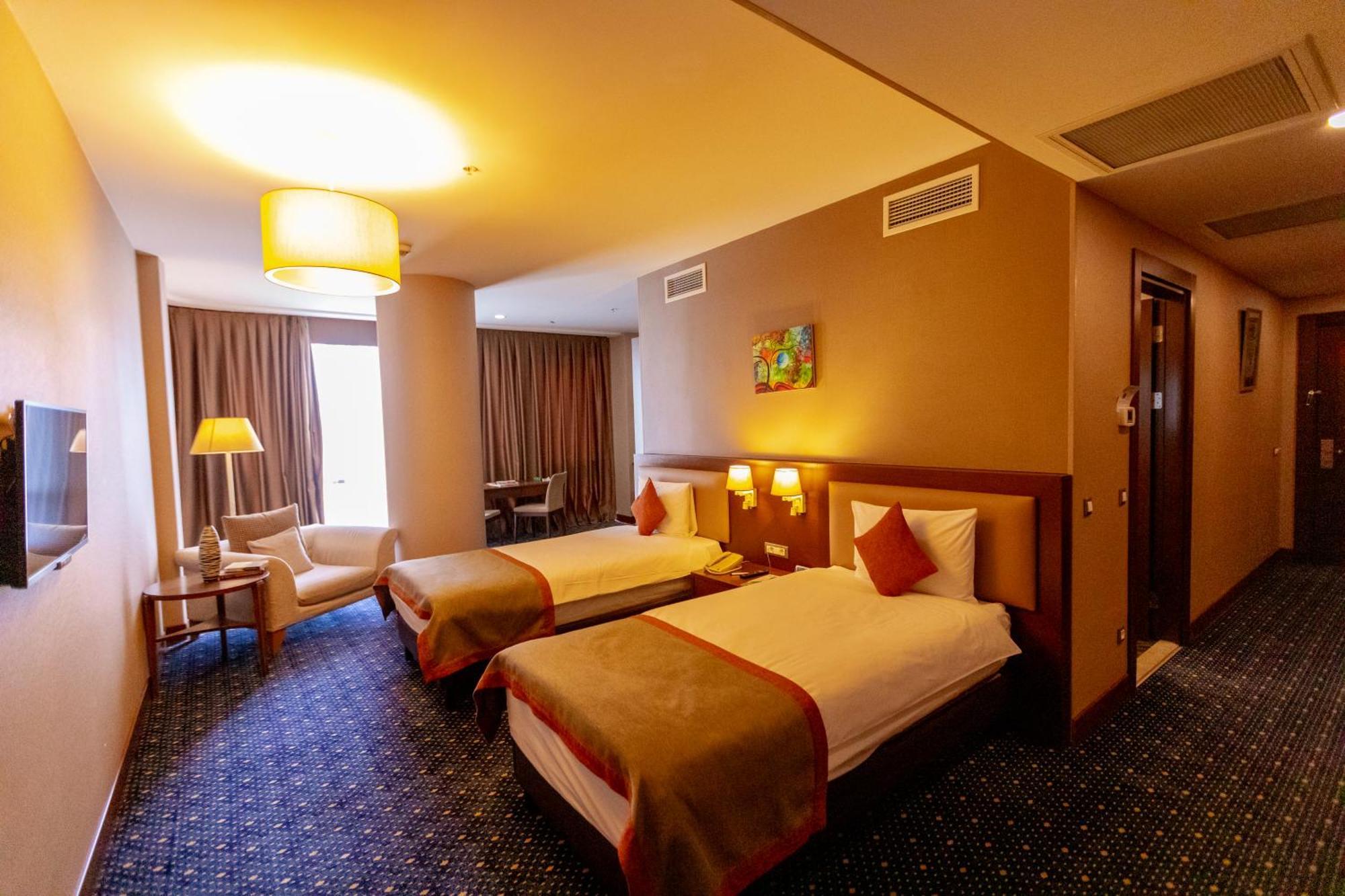 Parkside Hotel & Apartments Баку Экстерьер фото